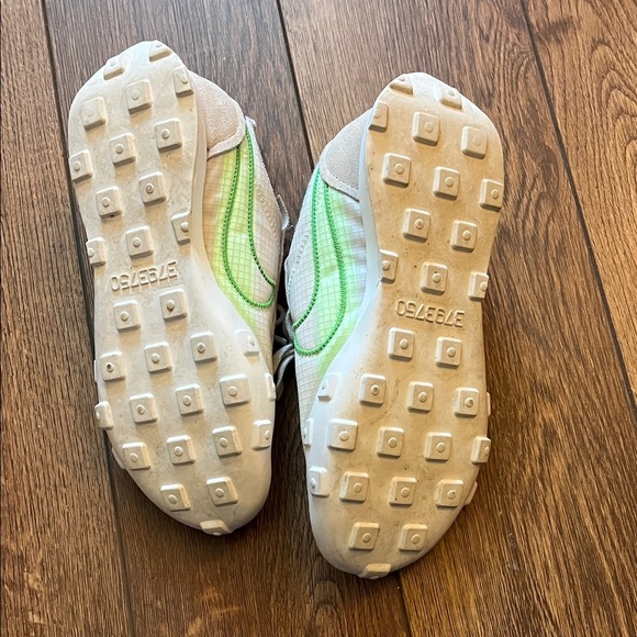 Nike Waffle Racer 2x Women's White and Orange Sneakers 7.5 - Picture 7 of 8